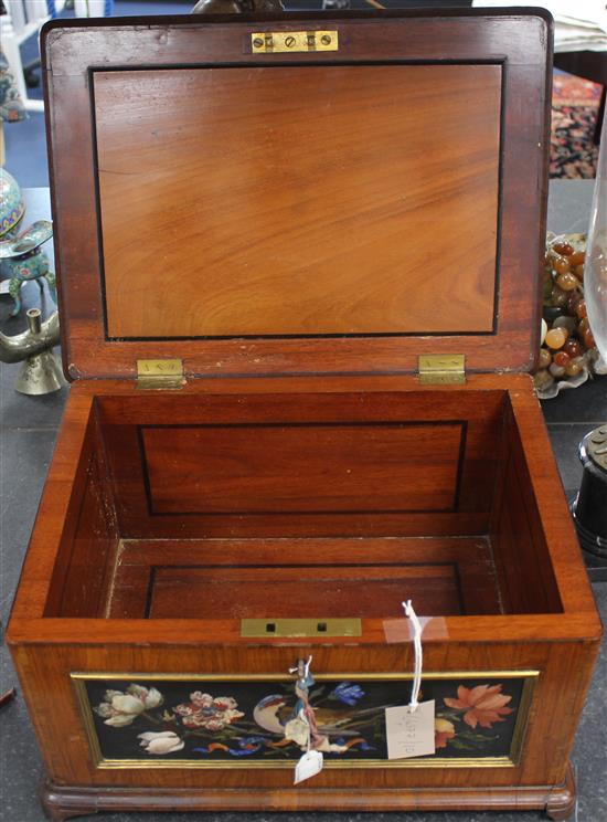 A large 19th century Italian kingwood and tulipwood crossbanded casket, 16.5in.